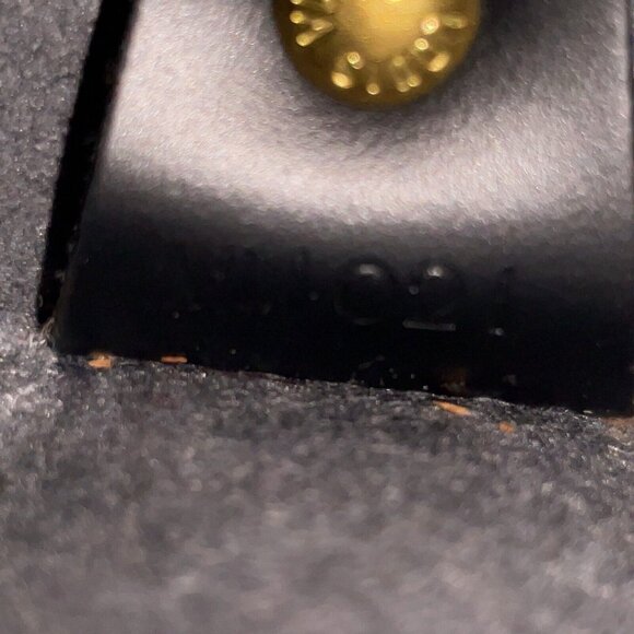 Authentic Louis Vuitton Leather Epi Soufflot Satchel Bag w/ Accessories Pochette - Picture 14 of 16